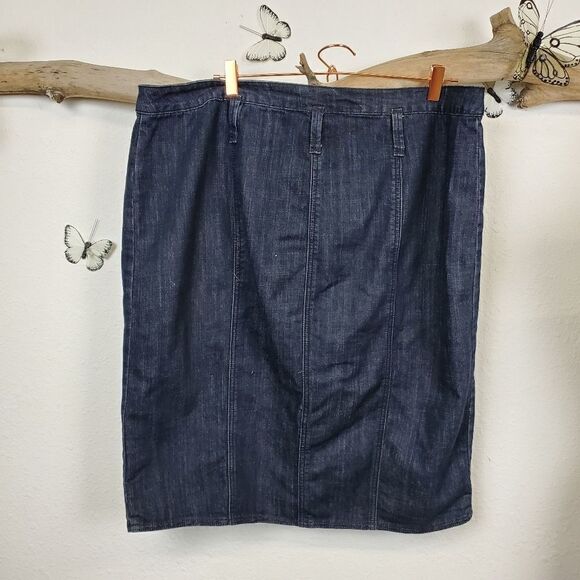 Venezia dark wash denim pencil style skirt - Picture 3 of 6
